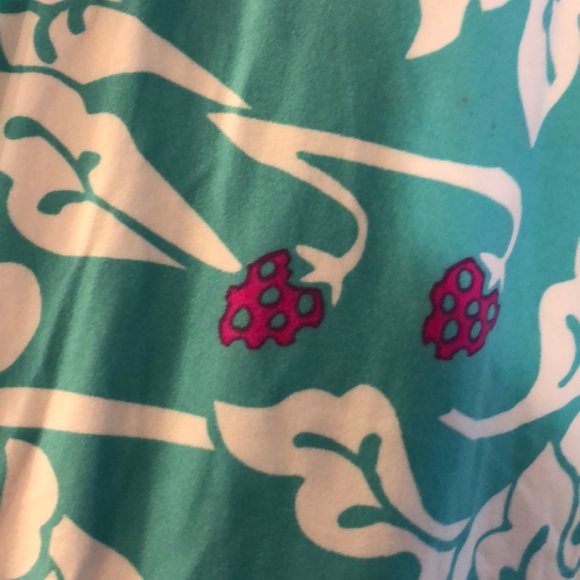 NWT Lularoe Leggings TC2 Flowers Strawberries - Picture 2 of 5